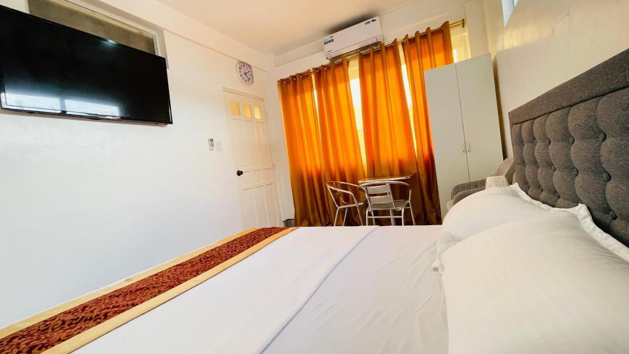 Legends Hotel & Restaurant - Lemery And Taal Екстериор снимка