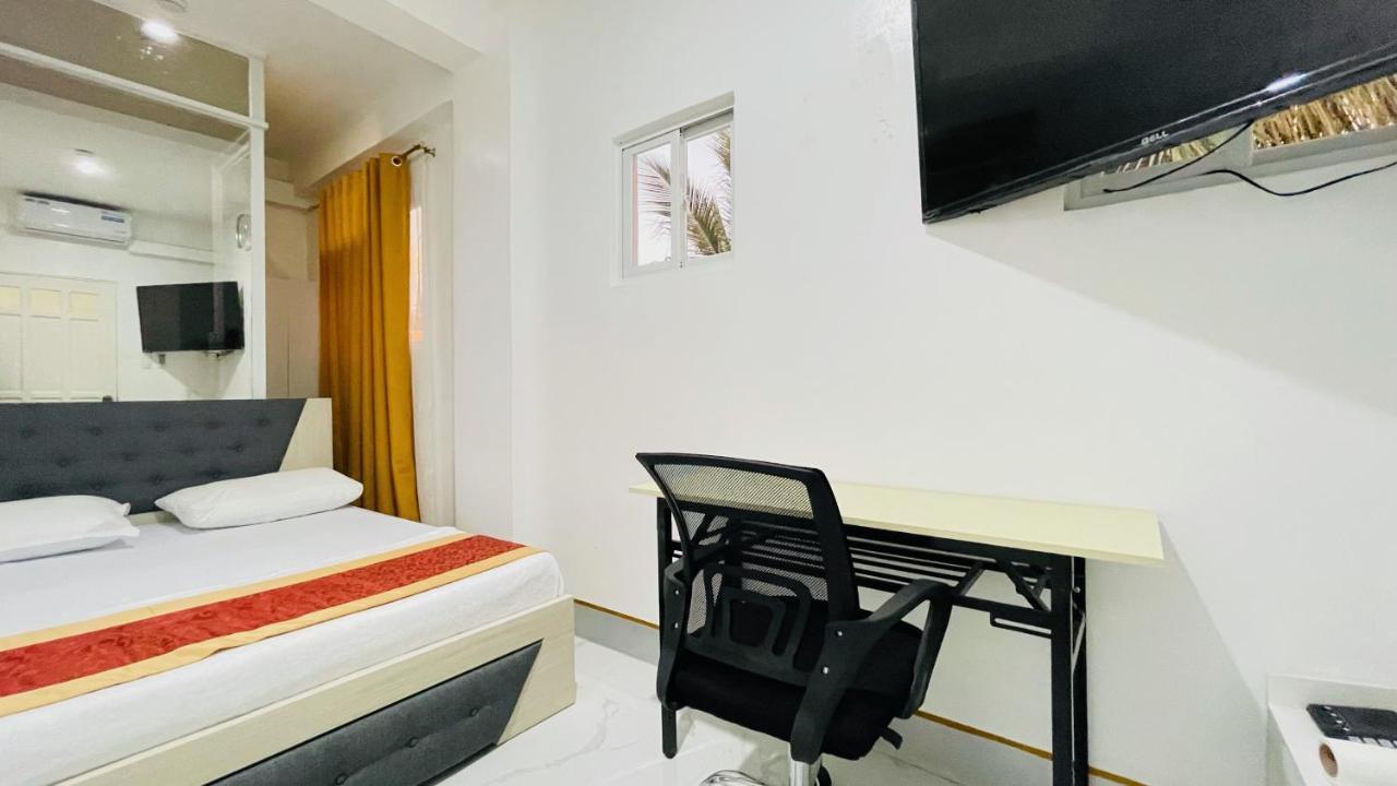 Legends Hotel & Restaurant - Lemery And Taal Екстериор снимка